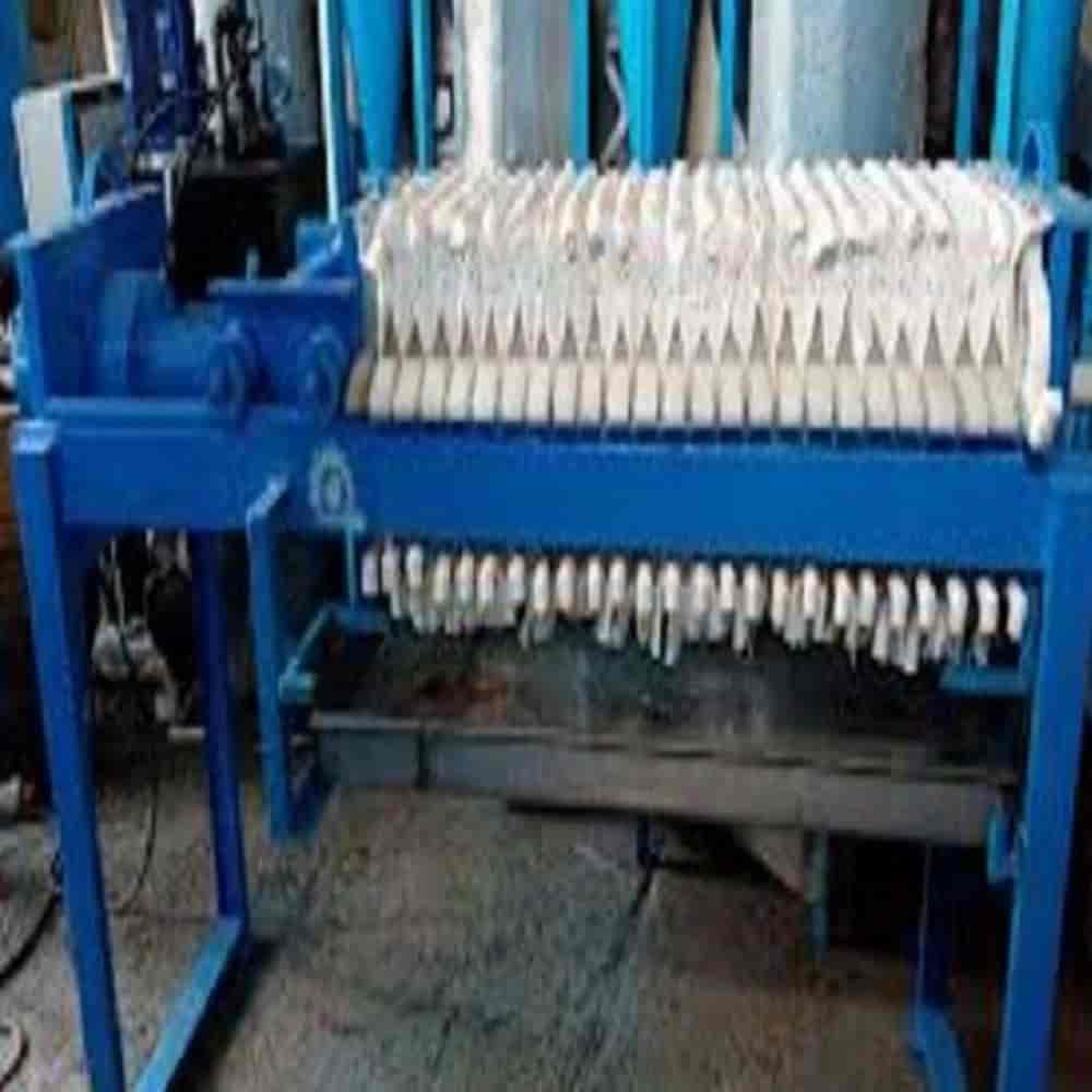 مكبس ترشيح بطول 1 متر مزود بـ 60 لوحة ترشيح
